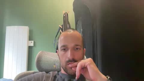 Snapshot of matthias24 chatting on May 30, 2026, 11:40 am M online show from May 30, 2026, 11:40 am