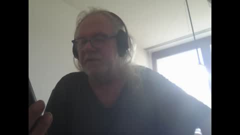 Snapshot of matthy60 chatting on September 16, 2025, 8:48 am Matthias online show from September 16, 2025, 8:48 am