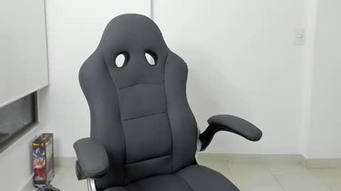 Snapshot of mattia_dupont chatting on February 14, 2026, 12:18 am Mattias online show from February 14, 2026, 12:18 am