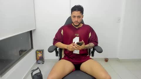 Snapshot of mattia_dupont chatting on February 26, 2026, 1:26 am Mattias online show from February 26, 2026, 1:26 am