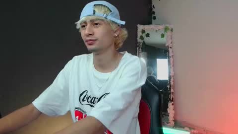 mattias     online show from October 23, 2025, 5:12 pm