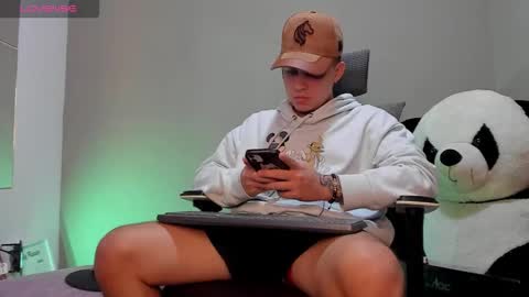 Snapshot of mattiwsmorris_ chatting on October 23, 2025, 3:39 am mattiwsmorris_ online show from October 23, 2025, 3:39 am