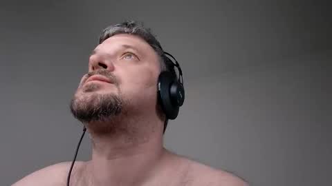 Snapshot of mattoz770045 chatting on December 1, 2025, 9:36 am mattoz770045 online show from December 1, 2025, 9:36 am