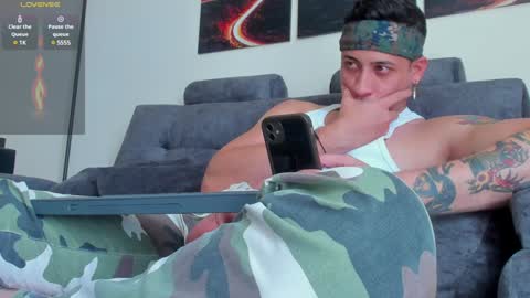 mattsaill_ online show from February 8, 2025, 6:01 pm