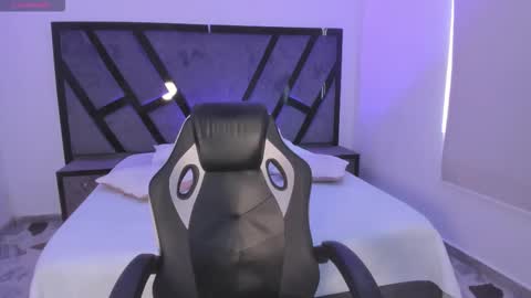 Matt online show from November 11, 2025, 8:09 pm