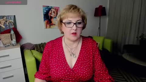 Snapshot of mature_blonde7 chatting on January 29, 2025, 3:04 pm Lana online show from January 29, 2025, 3:04 pm