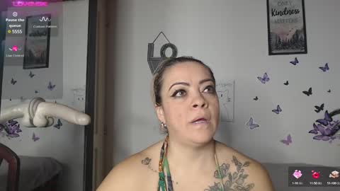 Snapshot of mature_liaa chatting on February 12, 2025, 10:35 am Mature liaa online show from February 12, 2025, 10:35 am