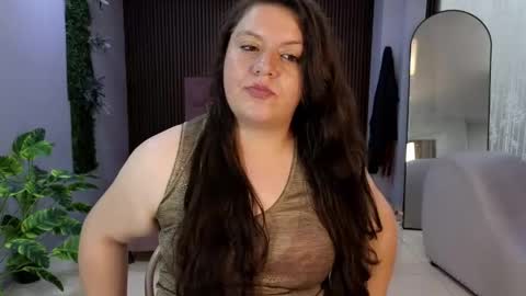 Naroa online show from May 28, 2026, 7:44 pm