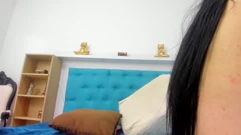 Snapshot of mature_sexylove chatting on January 13, 2025, 5:33 am mature_sexylove online show from January 13, 2025, 5:33 am