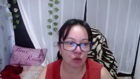 Snapshot of mature_wolf chatting on January 29, 2025, 4:30 pm Sonia online show from January 29, 2025, 4:30 pm