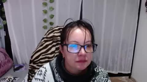Snapshot of mature_wolf chatting on February 8, 2025, 12:28 pm Sonia online show from February 8, 2025, 12:28 pm