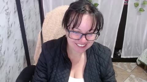 Snapshot of mature_wolf chatting on February 22, 2025, 2:08 pm Sonia online show from February 22, 2025, 2:08 pm