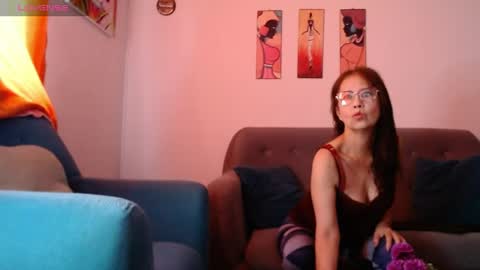   online show from May 10, 2026, 3:39 pm