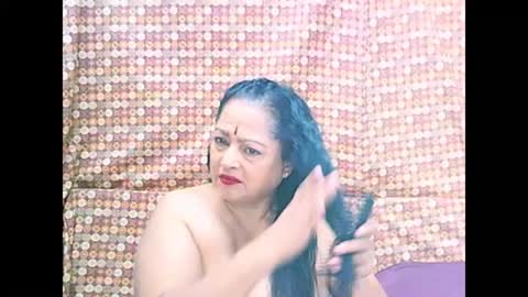 matureindian654u online show from May 19, 2026, 6:14 pm