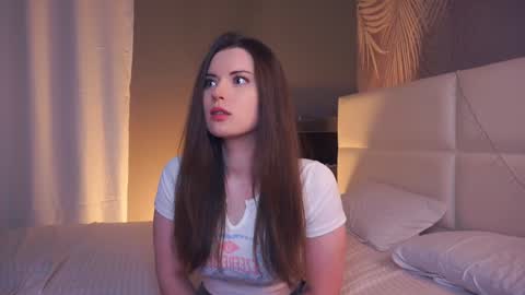 Lily online show from January 19, 2025, 10:17 pm