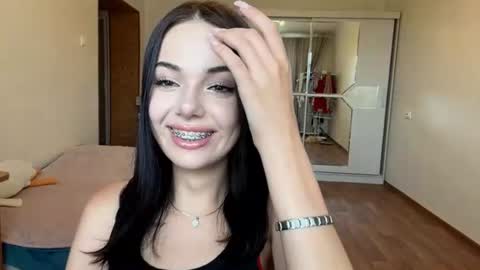 Lina online show from July 31, 2026, 5:07 am