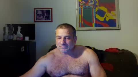 mauro1971 online show from June 3, 2026, 6:35 pm
