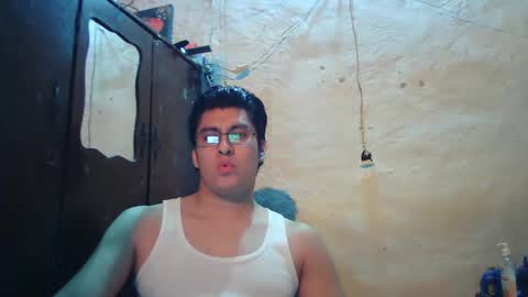 Snapshot of maurodirty chatting on January 20, 2025, 5:26 am Mauro online show from January 20, 2025, 5:26 am