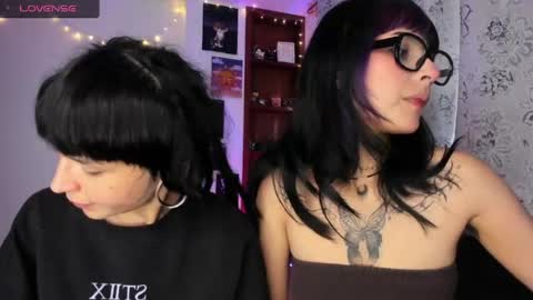 mavimist_ online show from April 23, 2026, 10:12 pm