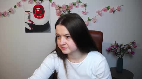 Snapshot of mavkacute chatting on November 15, 2025, 7:32 pm MavkaCute online show from November 15, 2025, 7:32 pm