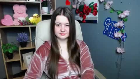 MavkaCute online show from May 25, 2026, 6:25 pm