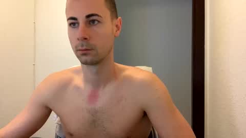 Snapshot of max681334 chatting on February 21, 2025, 2:27 pm max681334 online show from February 21, 2025, 2:27 pm