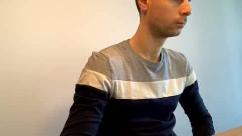 Snapshot of max681334 chatting on March 7, 2025, 9:29 am max681334 online show from March 7, 2025, 9:29 am