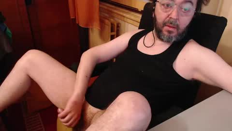 Max online show from May 17, 2026, 6:00 am