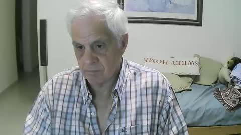 Snapshot of max_2017 chatting on October 8, 2025, 2:31 am max_2017 online show from October 8, 2025, 2:31 am