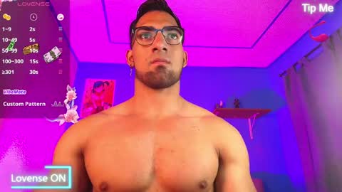 Snapshot of max_brown21 chatting on February 7, 2025, 8:31 pm max_brown21 online show from February 7, 2025, 8:31 pm