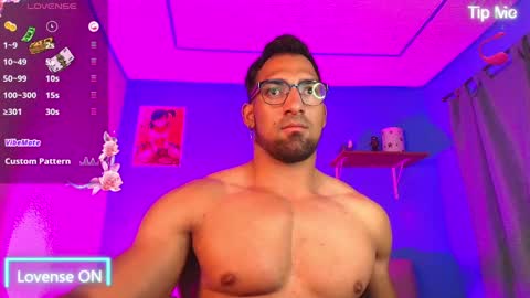 Snapshot of max_brown21 chatting on February 10, 2025, 10:40 pm max_brown21 online show from February 10, 2025, 10:40 pm