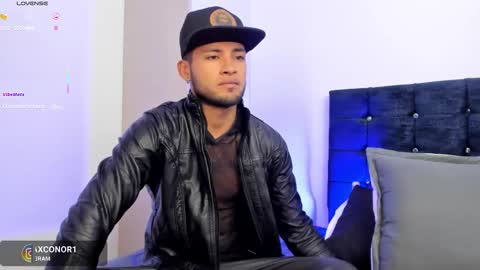 Snapshot of max_conor_ chatting on October 23, 2025, 1:54 pm Max Conor online show from October 23, 2025, 1:54 pm