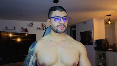 Max online show from November 5, 2025, 5:18 am