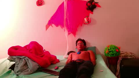 Snapshot of max_cumpower72 chatting on November 1, 2025, 6:43 pm max_cumpower72 online show from November 1, 2025, 6:43 pm