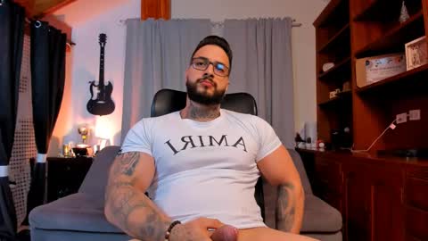 Snapshot of max_dic1 chatting on March 4, 2025, 1:34 am max D. online show from March 4, 2025, 1:34 am