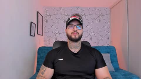 max D. online show from March 26, 2026, 1:28 pm