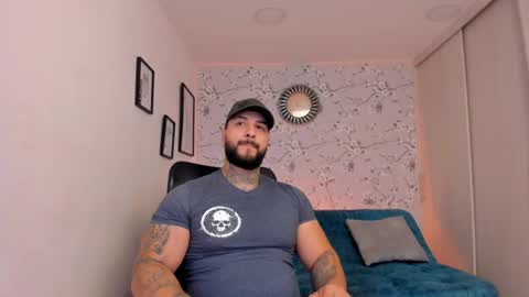 Snapshot of max_dic1 chatting on July 19, 2026, 1:20 am max D. online show from July 19, 2026, 1:20 am