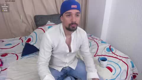 Snapshot of max_ed chatting on June 23, 2026, 12:03 pm edward online show from June 23, 2026, 12:03 pm
