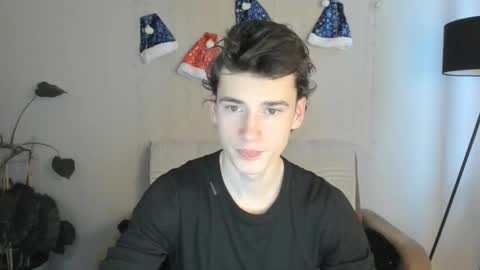 Max online show from January 6, 2026, 6:39 am