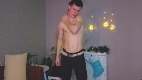 Max online show from January 9, 2026, 7:44 am