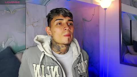 Max online show from April 17, 2026, 3:53 am