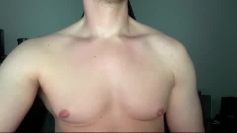 max_hottest1 online show from May 31, 2026, 6:31 pm