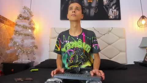 Snapshot of max_kogan chatting on January 4, 2025, 3:29 am max online show from January 4, 2025, 3:29 am