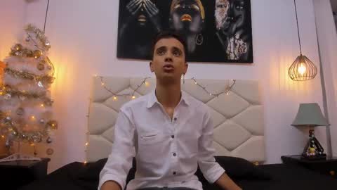 Snapshot of max_kogan chatting on January 5, 2025, 3:32 am max online show from January 5, 2025, 3:32 am