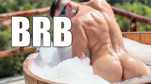 Snapshot of max_mayer chatting on October 14, 2025, 2:34 am Maximo Mayer online show from October 14, 2025, 2:34 am