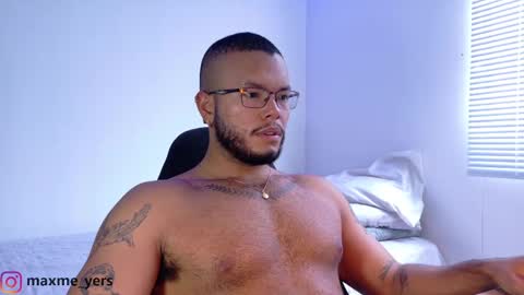 Snapshot of max_meyer chatting on September 16, 2025, 8:43 pm max_meyer online show from September 16, 2025, 8:43 pm