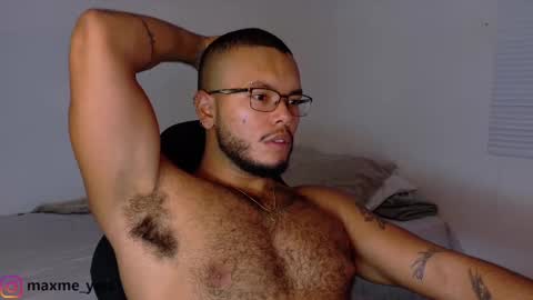 max_meyer online show from November 10, 2025, 10:42 pm