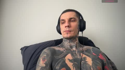 Snapshot of max_reaves chatting on March 1, 2025, 10:24 am online show from March 1, 2025, 10:24 am