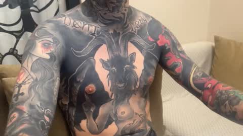 Snapshot of max_reaves chatting on February 23, 2026, 4:43 am online show from February 23, 2026, 4:43 am