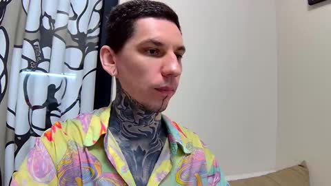 Snapshot of max_reaves chatting on March 4, 2026, 5:24 am online show from March 4, 2026, 5:24 am